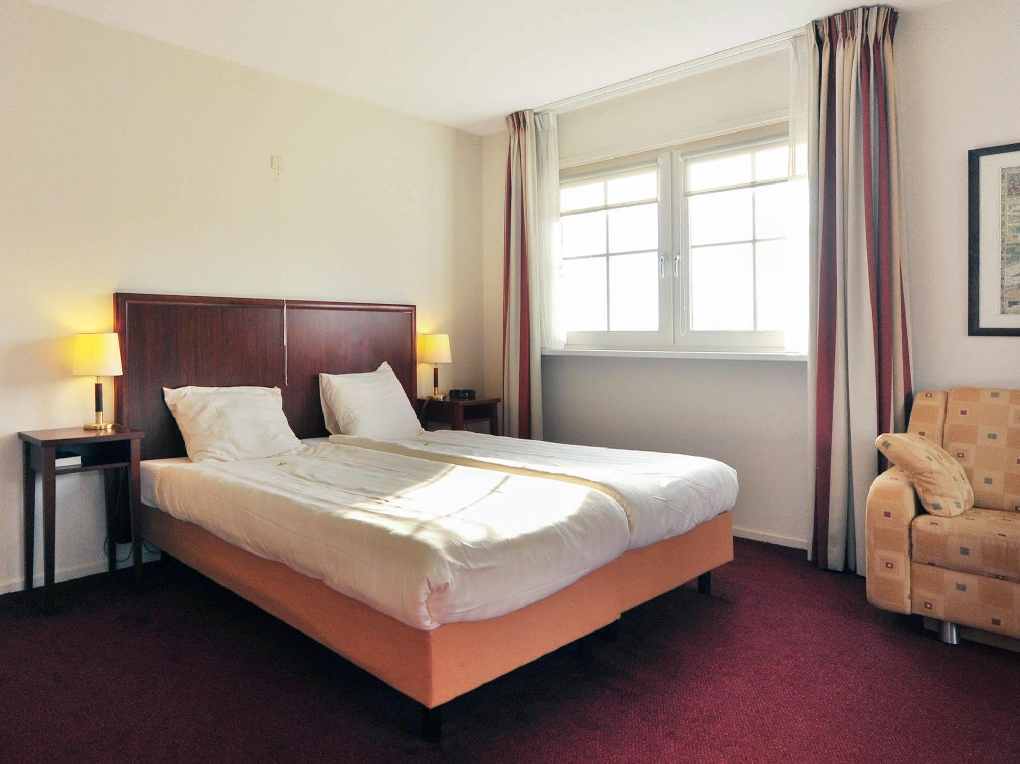 De Brabantse Biesbosch Hotel Werkendam Exterior photo
